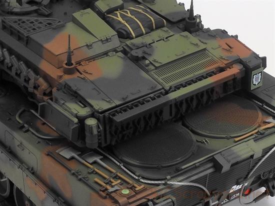 Tamiya German Federal Army Main Battle Tank Leopard 2 A7V 